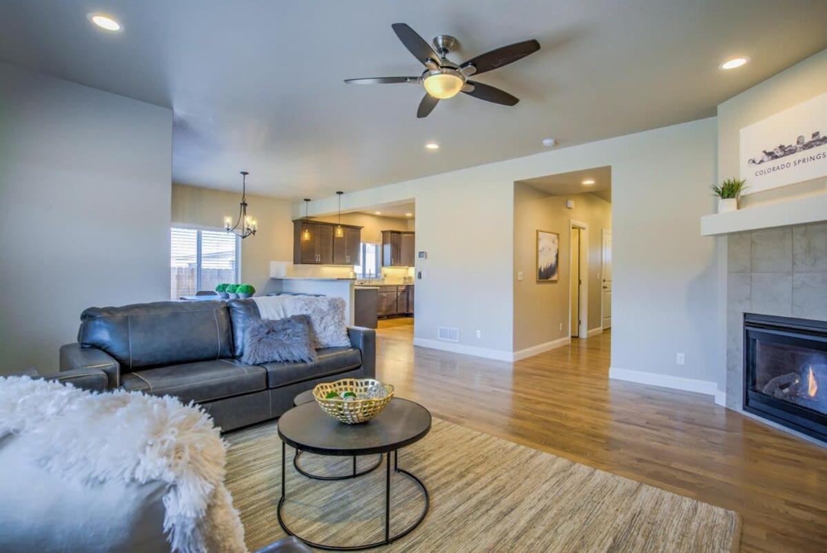 4Bd Westside Vacation Home W Space & Flexibility Colorado Springs Exterior photo