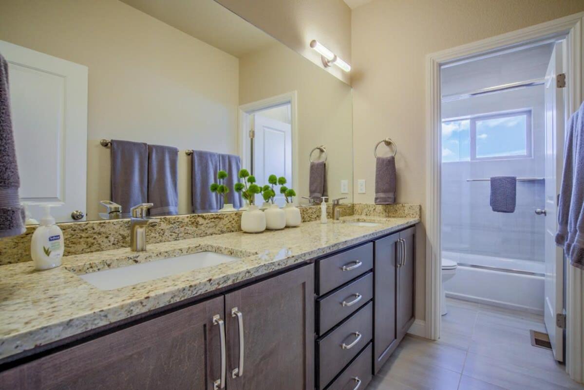 4Bd Westside Vacation Home W Space & Flexibility Colorado Springs Exterior photo
