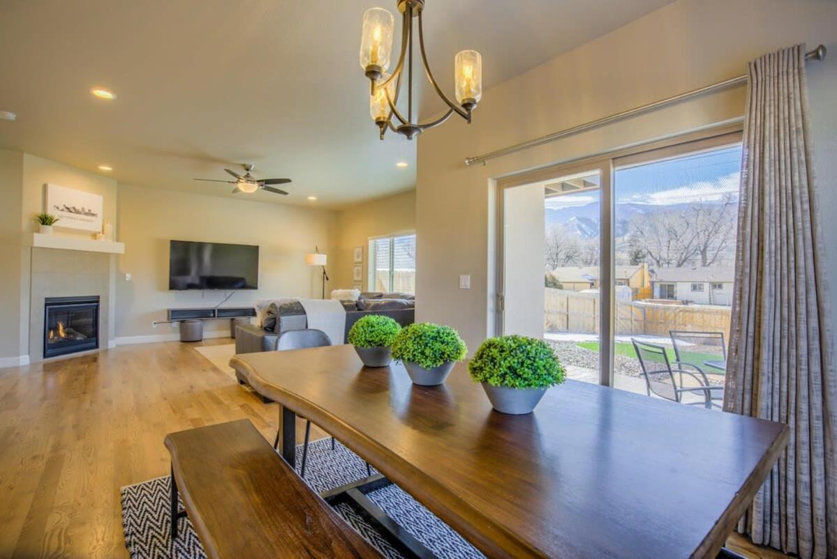 4Bd Westside Vacation Home W Space & Flexibility Colorado Springs Exterior photo